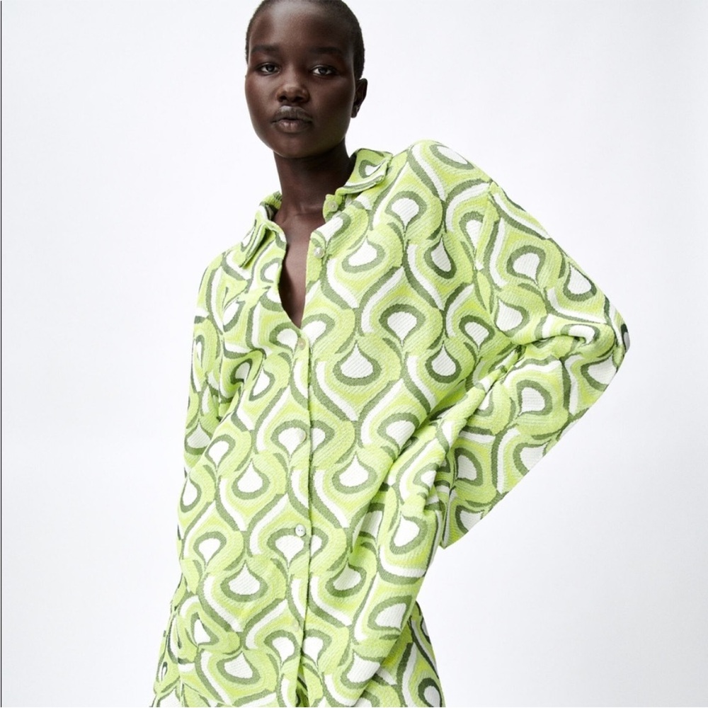 Zara GEOMETRIC PRINT SHIRT SWEATER SPECIAL EDITION - L